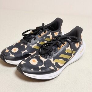 Adidas shoes size 5.5